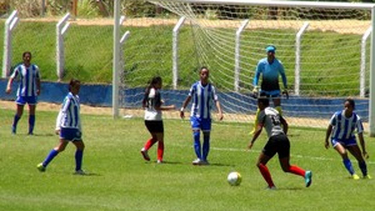 Dois jogos abrem a primeira rodada da Copa Rainha Marta nesta terça-feira