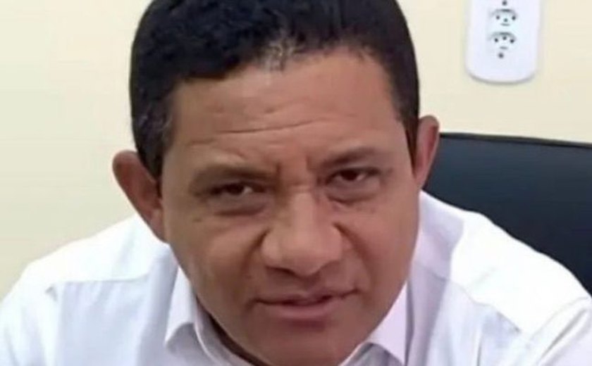 Receita Federal multa Palmeira em R$19 milhões: auditores buscam no MP inelegibilidade e até 5 anos de prisão para Julio Cezar