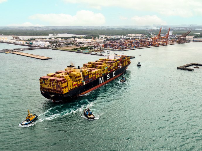 Suape se posiciona como alternativa logística para o agro na principal feira da América Latina