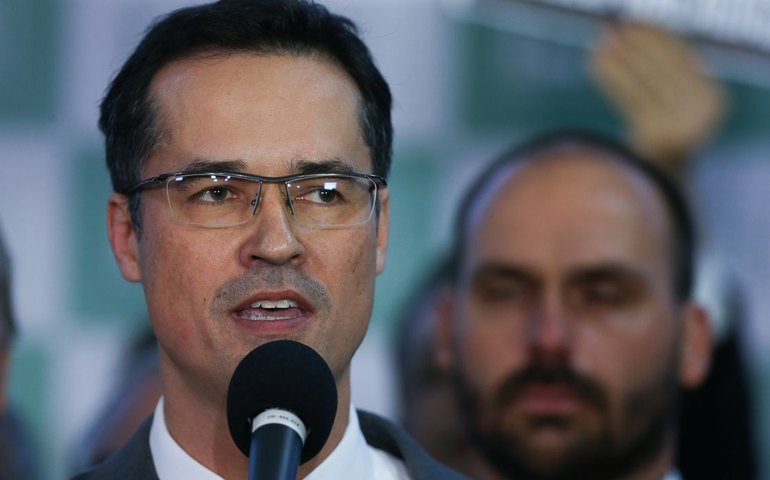 Deltan Dallagnol paga indenização a Lula por caso do PowerPoint da Lava Jato