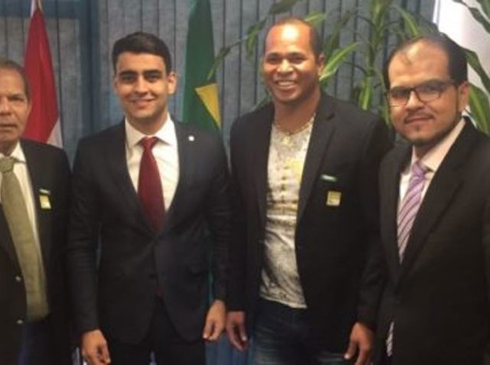 Prefeito Chico Vigário faz balanço de uma semana positiva para Atalaia