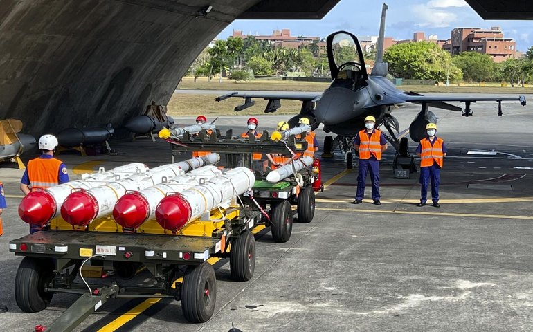 Lições nunca aprendidas: como os EUA impulsionam a militarização de Taiwan