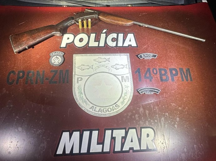 PM flagra homem armado no território indígena Wassu Cocal, em Joaquim Gomes