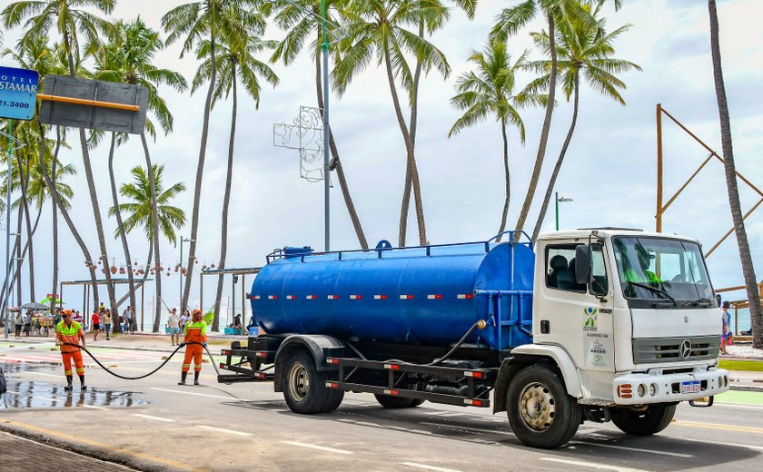 Desenvolvimento Sustentável intensifica limpeza na orla após virada do ano