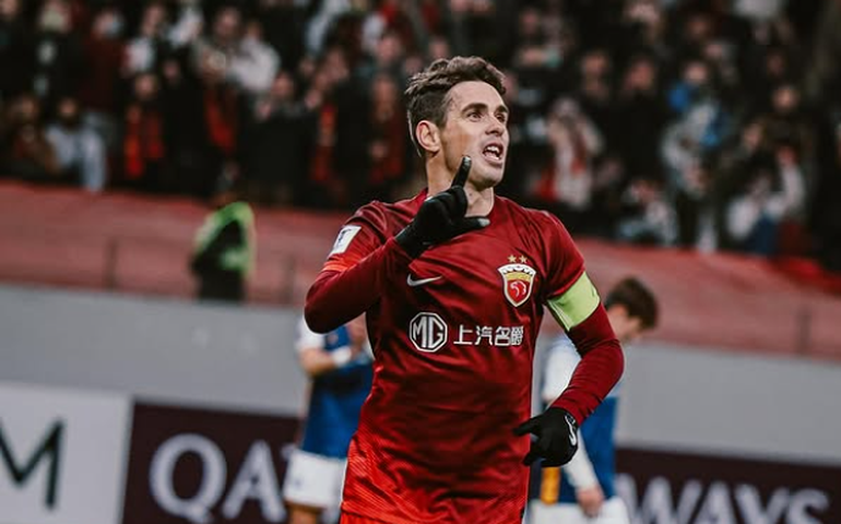 Principal reforço para a temporada 2025, Oscar deve usar a camisa 8 em seu retorno ao São Paulo