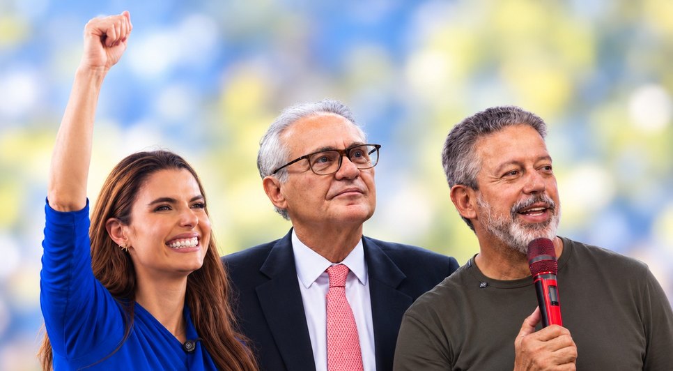 Marina JHC, Renan Calheiros e Arthur Lira. / Foto: Imagem gerada por IA. 