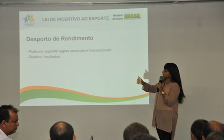 Penedo: Secretaria de Agricultura realiza série de ações em benefício da população rural