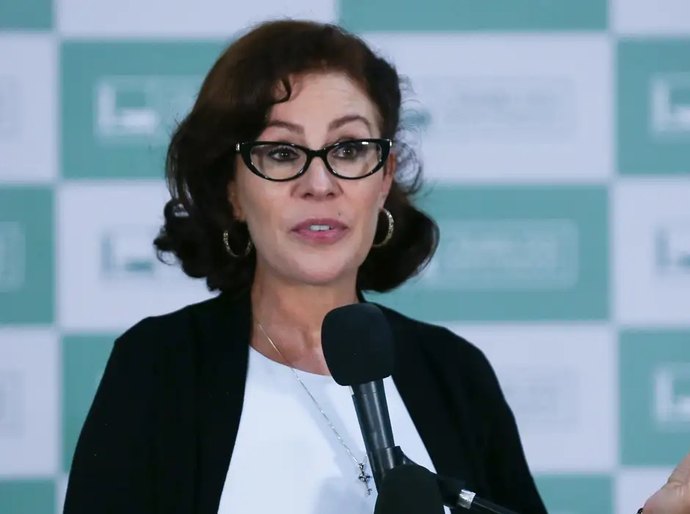 Deputada Carla Zambelli é presa na Itália