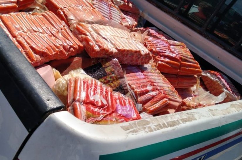 Vigilância tira de circulação 1.800kg de alimentos impróprios para consumo