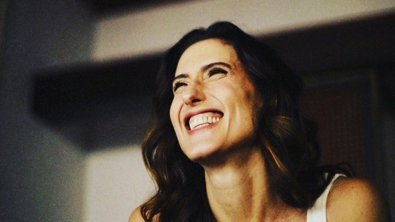 Em acidente doméstico, Paola Carosella quebra dedo do pé pela segunda vez este ano