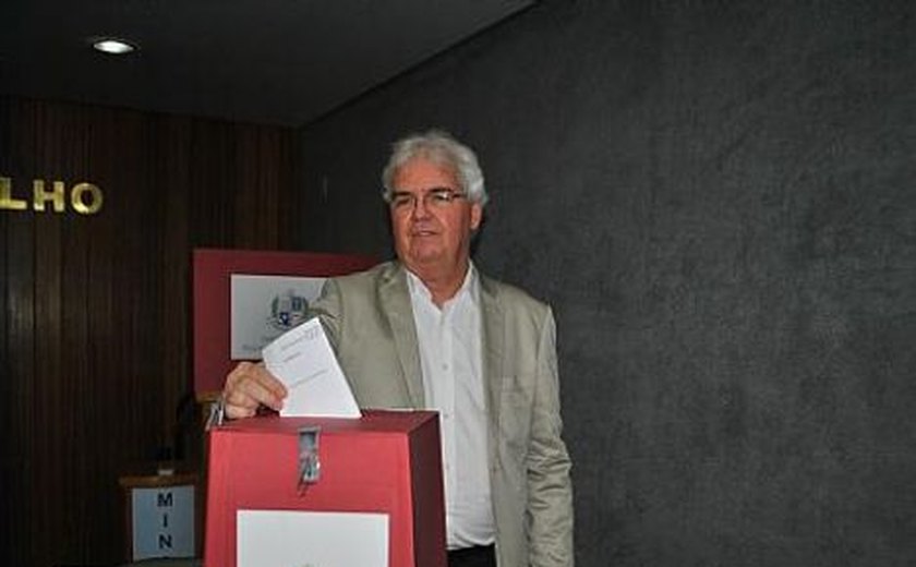 Procurador-geral de Justiça, Sérgio Jucá, recebe servidores da Prefeitura de União dos Palmares