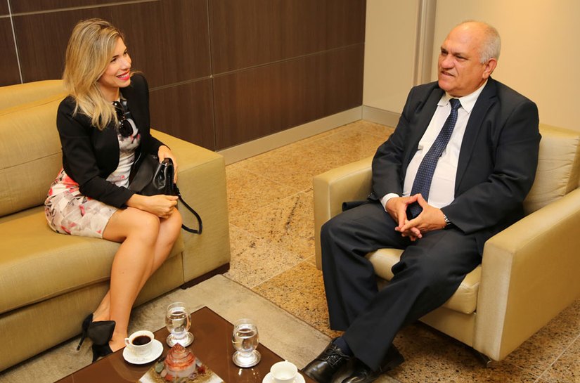 Presidente do TJ/AL ouve demandas de juízas da Infância e Juventude
