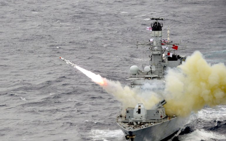 Mídia: China constrói mais navios em 4 anos do que possui toda a força militar da Marinha britânica