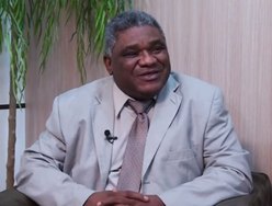 Pastor Genival Bento alerta que não usa Facebook para marcar agendas