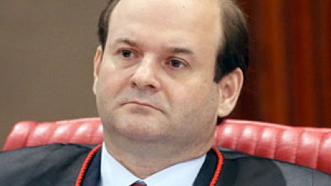 Improbidade sem enriquecimento não causa inelegibilidade; Caso de Alagoas serviu de parâmetro para TSE
