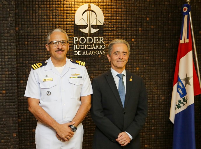 Presidente do TJAL recebe visita do novo capitão dos Portos de Alagoas