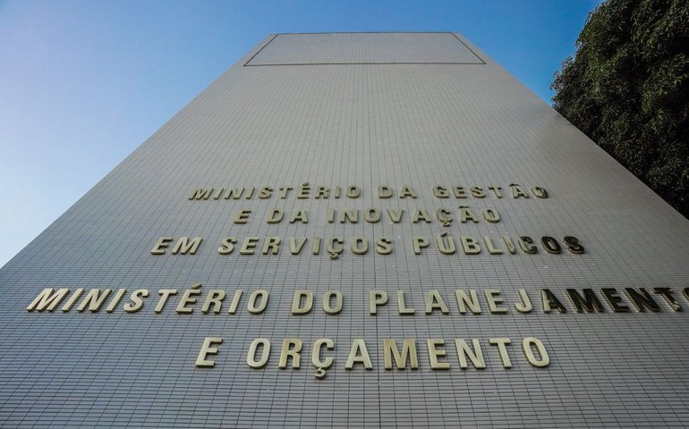 Subsídios da União caem pela primeira vez em 4 anos