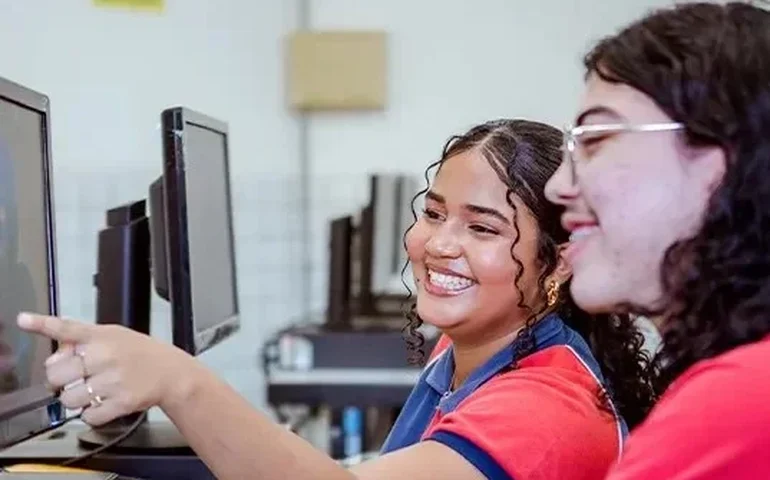 Ufal e Fundação Itaú lançam especialização gratuita em Inteligência Artificial