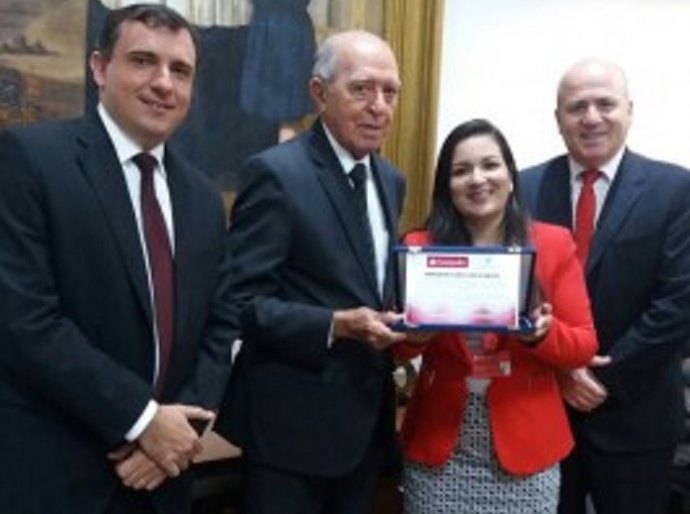 Santander homenageia a Santa Casa de Maceió