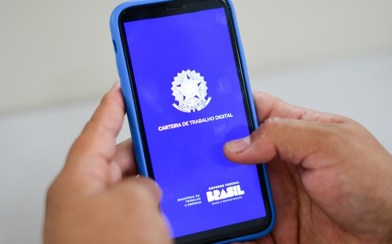 Geração de emprego avança 4,75% e soma 17,5 mil postos de trabalho no governo Paulo Dantas