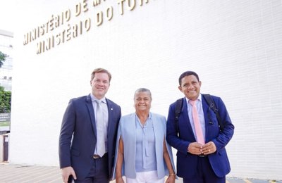 Em Brasília, Marx Beltrão anuncia R$ 2,8 milhões para revitalização da Lagoa Juca Sampaio