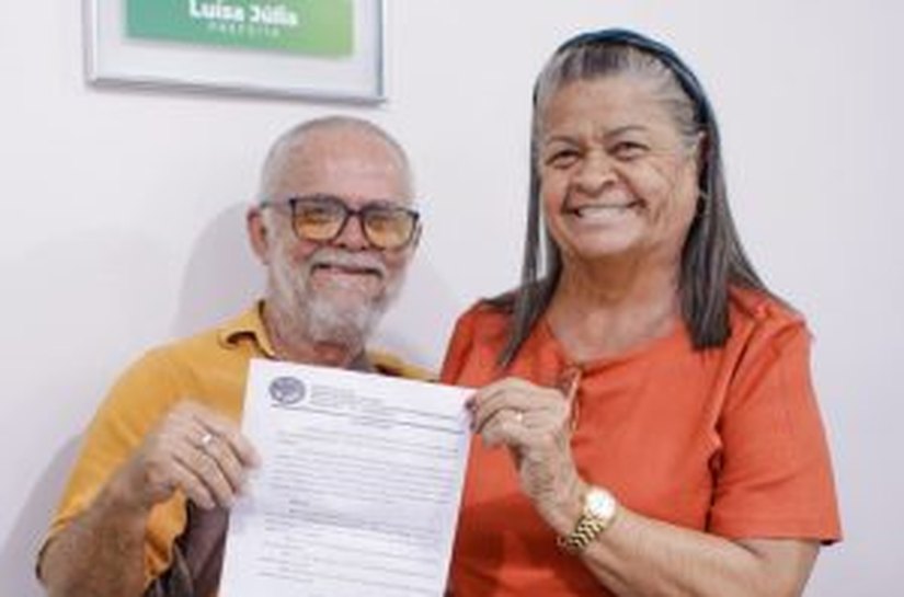 Após 41 anos de serviços prestados à administração pública municipal, servidor comemora aposentadoria