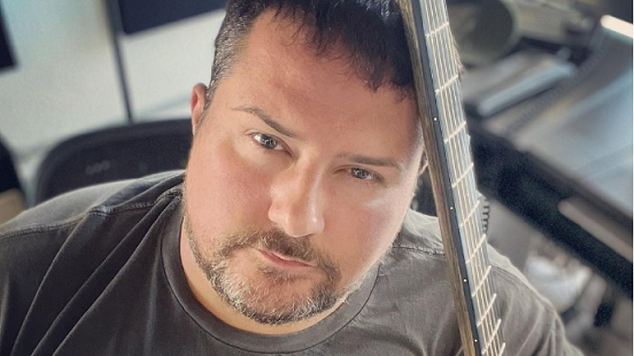 Brenner Bianco sobe o radiofônico single “Começo”