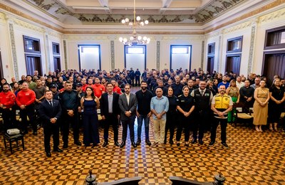 Vice-prefeito participa de aula inaugural de curso de tiro para guardas municipais