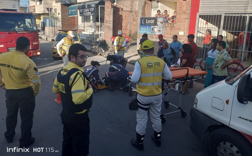 ﻿Acidente entre moto e bicicleta no Benedito Bentes faz duas vítimas