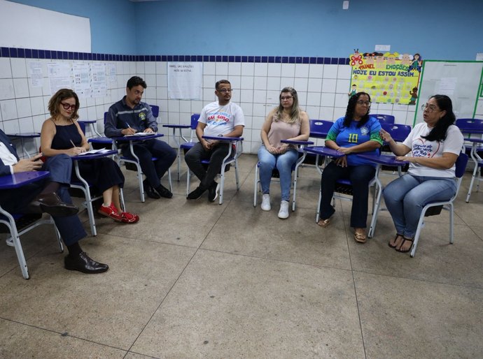 MPAL e MPF verificam situação da EJA em escola estadual do Vergel, em Maceió