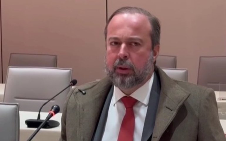 Silveira se reúne com Grupo Sany na China para discutir parcerias industriais