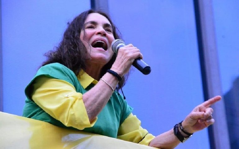 Regina Duarte aceita convite e assume a Cultura