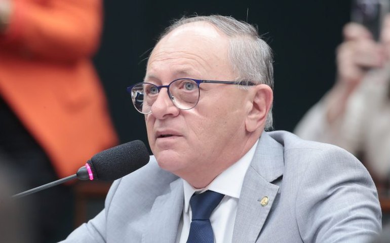 Deputado alerta para riscos fiscais de novas obrigações sem repasse de verbas aos municípios