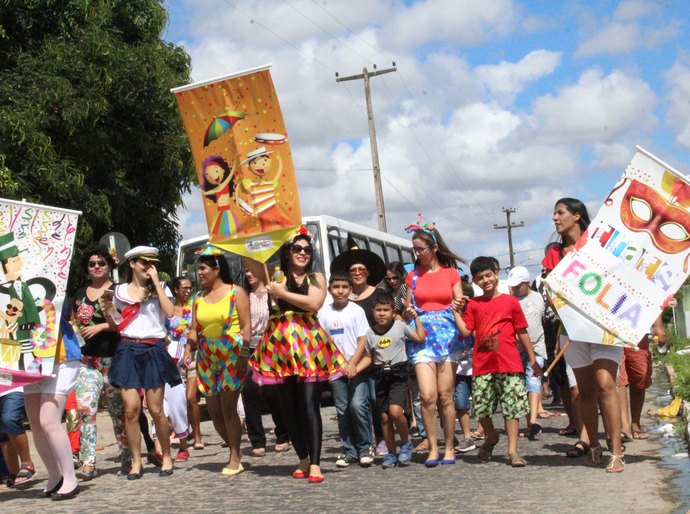 Arapiraca: Espaço Trate promove socialização de crianças autistas em festa de rua