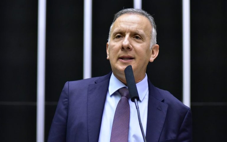 Parecer garante que imposto seletivo não incidirá em serviços e bens com alíquota reduzida