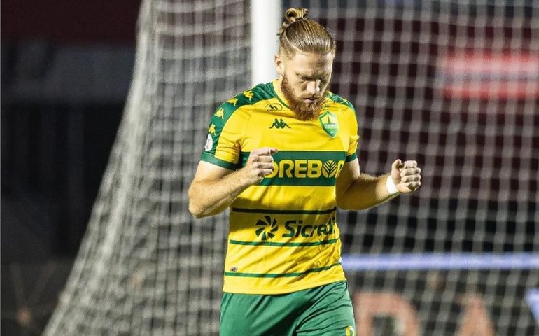 De goleiro reserva do Botafogo a atacante do Cuiabá: quem são os sete jogadores do Paraguai que atuam no Brasil