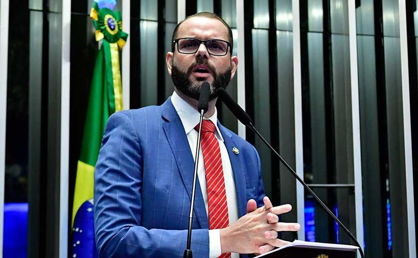 Seif defende gestão de resíduos sólidos e critica recriação do DPVAT