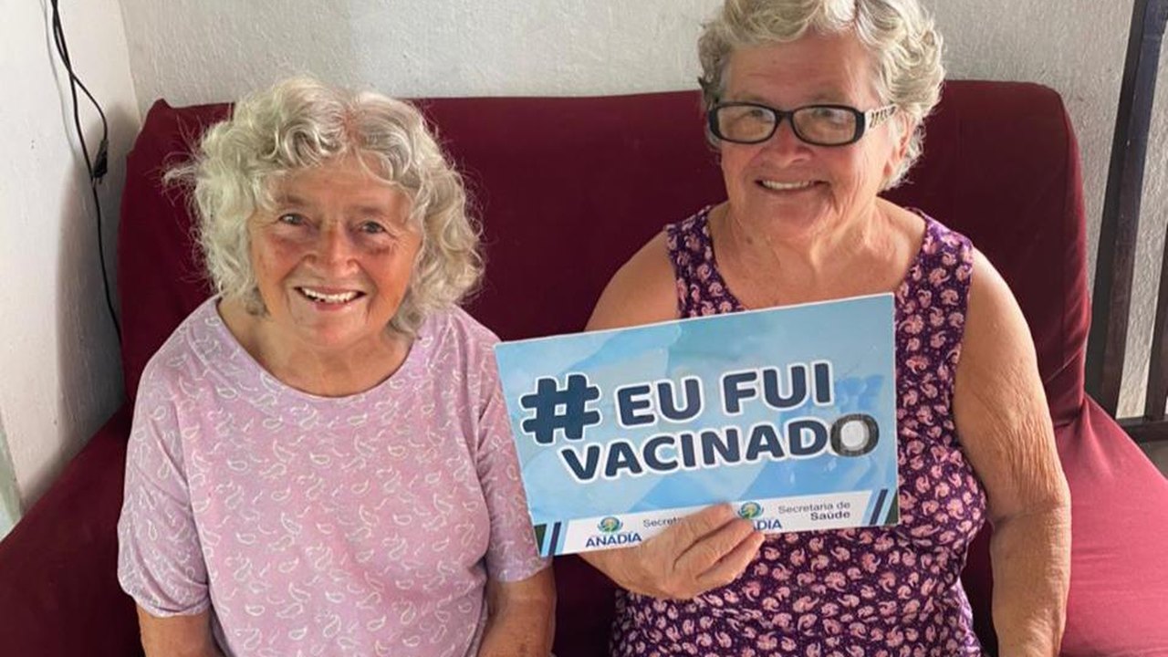 Covid-19: 150 idosos entre 79 e 82 anos receberam a primeira dose de vacina em Anadia