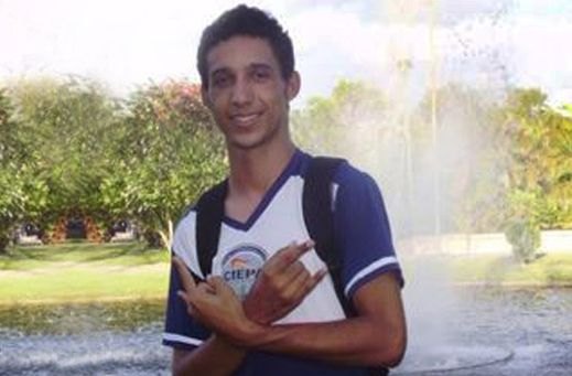 Romário Camilo lutou contra a tetraparesia e foi aprovado em vestibular na IFBA