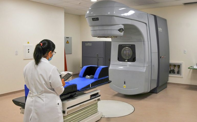 Comissão sobre o combate ao câncer debate acesso a radioterapia e radiocirurgia no País