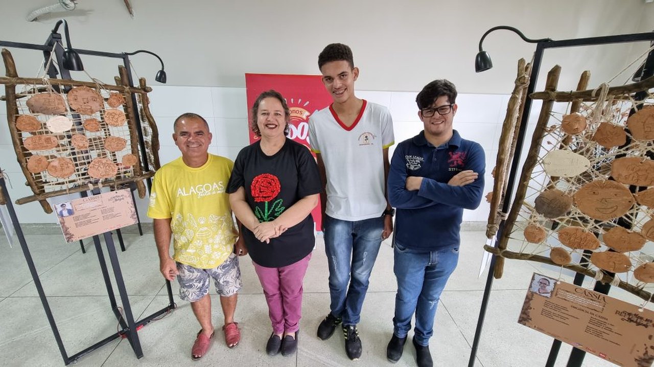 Alunos do EJA da Pestalozzi transformam barro e argila em expressão artística