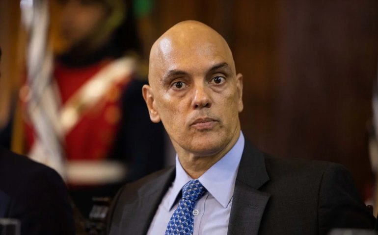 Dino: Vamos requerer a Moraes que suspenda porte arma no DF nos próximos dias