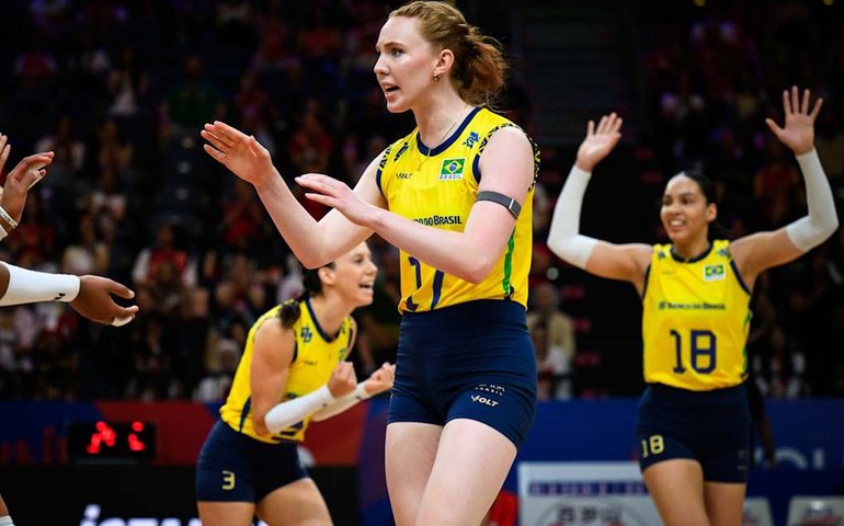 Ana Cristina celebra recorde na Liga das Nações de vôlei: 'Estava muito à vontade em quadra'