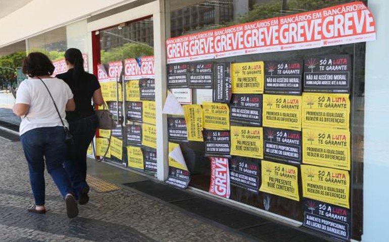 Greve se torna a maior desde 2004