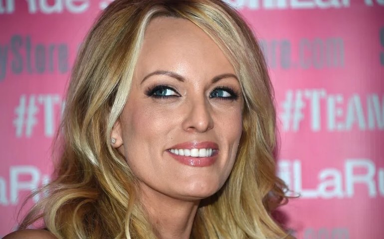 Stormy Daniels diz que Trump 'não merece ser preso' em seu caso de suborno