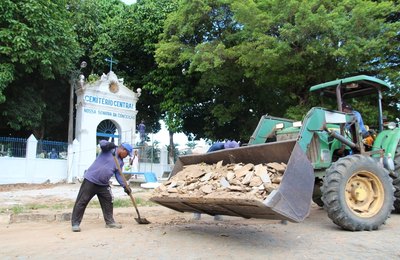 Cemitérios de Coruripe recebem cuidados especiais para o Dia de Finados