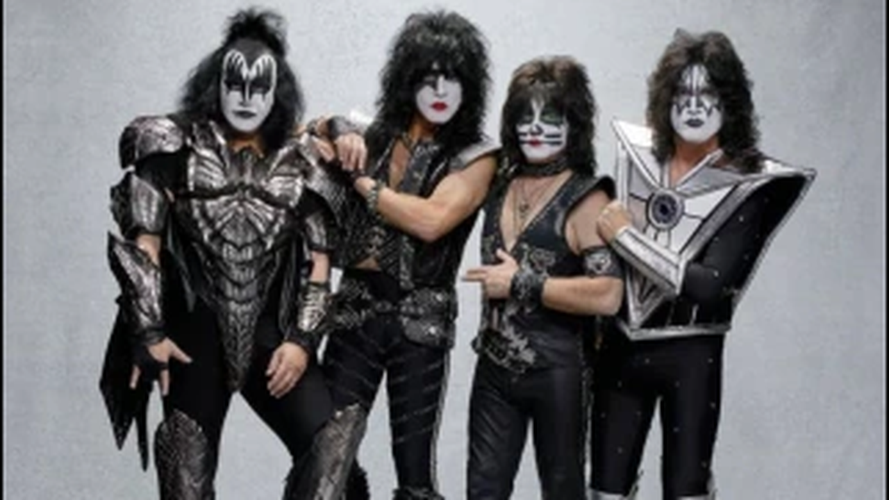 Turnê de despedida do Kiss desembarca no Brasil em abril