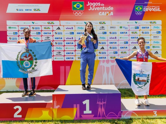 Estudantes da rede pública conquistam duas medalhas no atletismo nos Jogos da Juventude