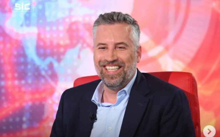 Nome da esquerda para primeiro-ministro vota nas eleições em Portugal