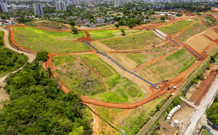 Obras da encosta do Mutange em Maceió avançam